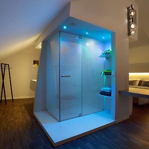 Luxe Suite